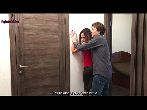 ❤️ Sexet ejendomsmægler sensuelt Jerks hendes fisse og knepper mens hun sælger sin lejlighed - Krempai ❤❌ Kvalitets porno at da.pi-porno.ru ❌